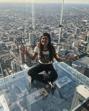 Image post by @choosechicago on Instagram