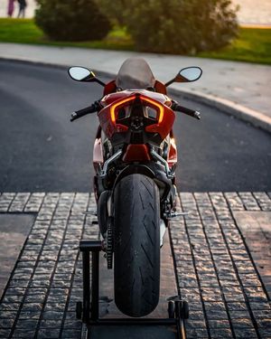 Image post by @panigalers on Instagram