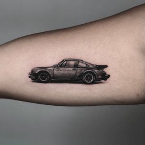 Image post by @skindesigntattoos on Instagram