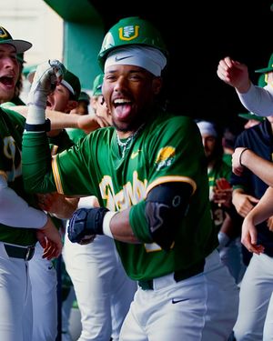 Image post by @usfdonsbaseball on Instagram