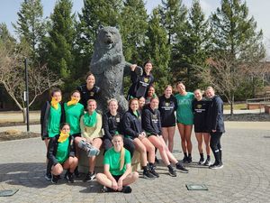 Image post by @oaklandwsoc on Instagram