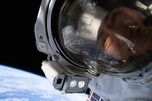 Image post by @nasaartemis on Instagram