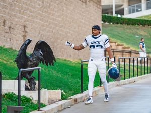 Image post by @ricefootball on Instagram