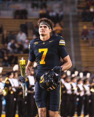 Image post by @cal_football on Instagram