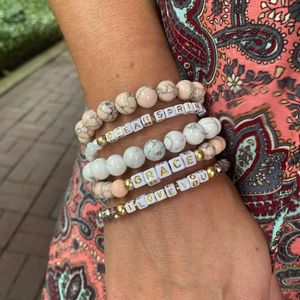Image post by @shopleetracy on Facebook