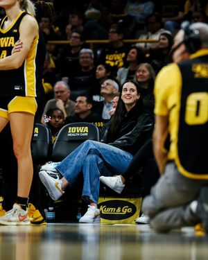 Image post by @TheIowaHawkeyes on Twitter