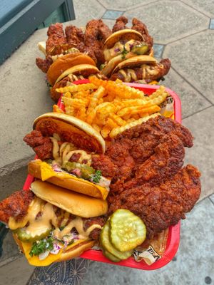 Image post by @daveshotchicken on Instagram