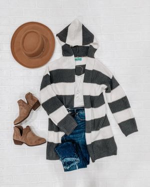 Image post by @shopfillyflair on Instagram