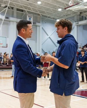 Image post by @leeubaseball on Instagram