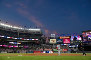 Image post by @MLB on Twitter