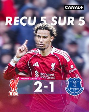 Image post by @CanalplusFoot on Twitter