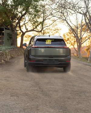 Image post by @discoverlexus on Instagram