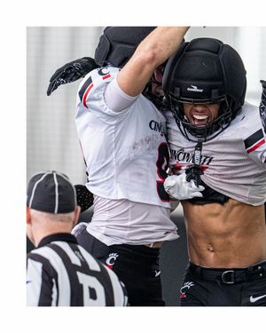 Image post by @gobearcatsfb on Instagram