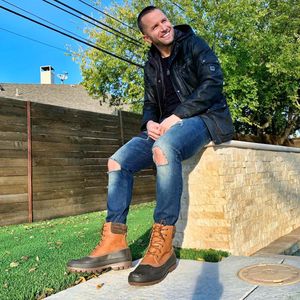 Image post by @jjbarea11 on Instagram