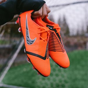 Image post by @soccerdotcom on Instagram