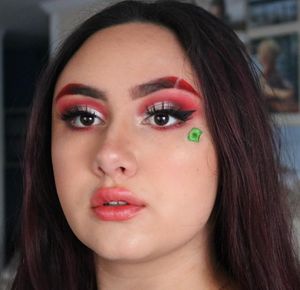 Image post by @makeupbyanabel on Instagram