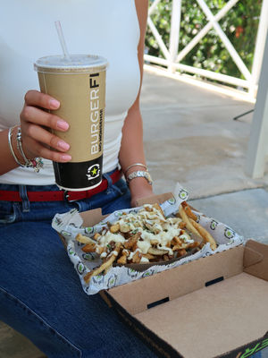 Video post by @burgerfi on Instagram