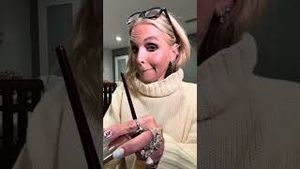 Video post by @shop.with.caroline on YouTube