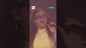 Video post by @s4c on YouTube
