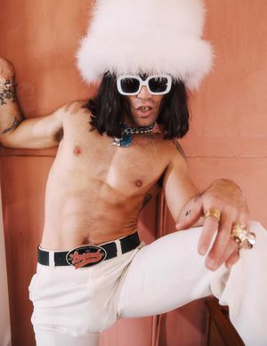 Image post by @flauntmagazine on Instagram