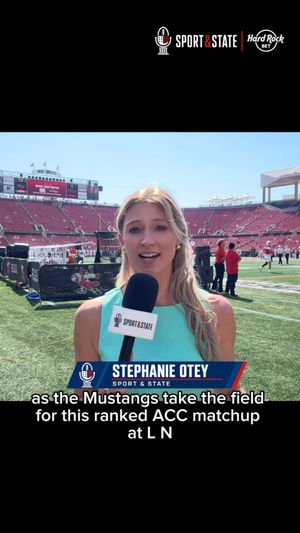 Video post by @stephotey on Instagram