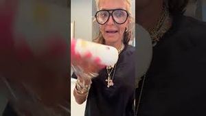 Video post by @shop.with.caroline on YouTube
