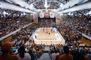 Image post by @texasvolleyball on Instagram