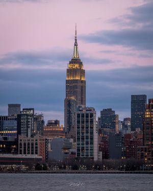 Image post by @EmpireStateBldg on Twitter