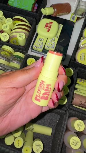 Video post by @beckymorganmakeup on TikTok