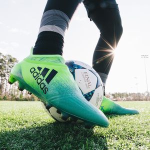 Image post by @soccerdotcom on Instagram