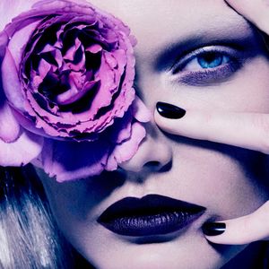 Image post by @tonimaltmakeup on Instagram
