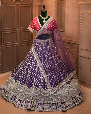 Image post by @ambika_fashion_kolkata on Instagram