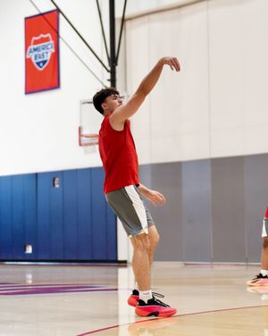 Image post by @njithoops on Instagram