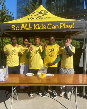 Image post by @huskieathletics on Instagram