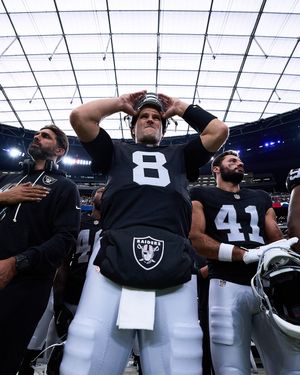 Image post by @raiders on Instagram