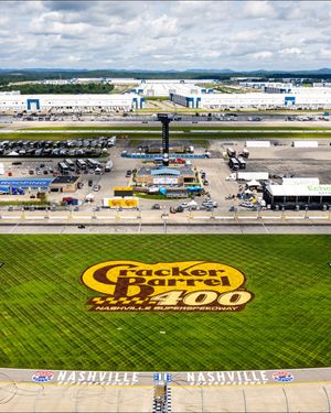 Image post by @nashvillesuperspeedway on Instagram