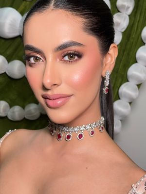 Image post by @faritasmakeupacademy on Instagram