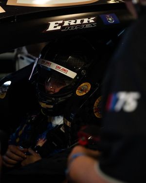 Image post by @erik_jones on Instagram