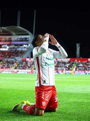 Image post by @clubnecaxa on Instagram