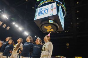 Image post by @UMDearbornWBB on Twitter