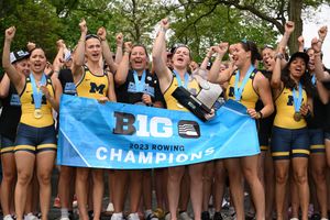 Image post by @umichrowing on Instagram