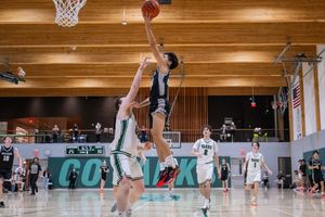 Image post by @oregonsportsphotos on Instagram