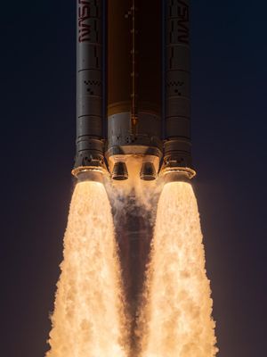 Image post by @nasaartemis on Instagram
