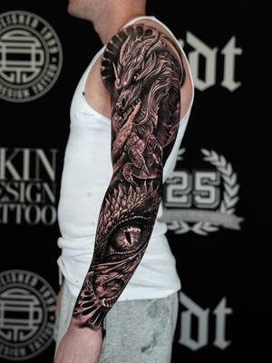 Image post by @skindesigntattoos on Instagram