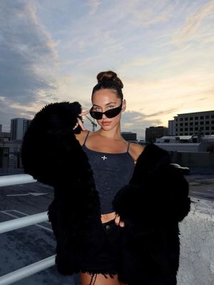 Image post by @smfksmfk on Instagram