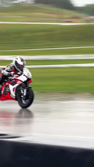 Video post by @motoamerica on TikTok