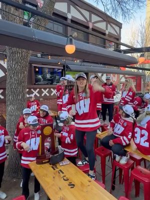 Image post by @badgerbarstool on Instagram