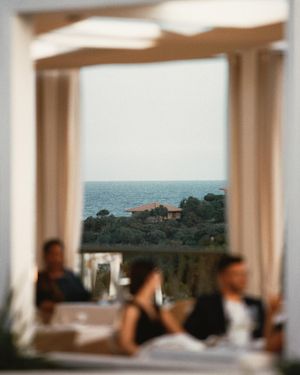 Image post by @conradhotels on Instagram