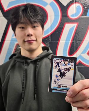 Image post by @bisonhockeyechl on Instagram