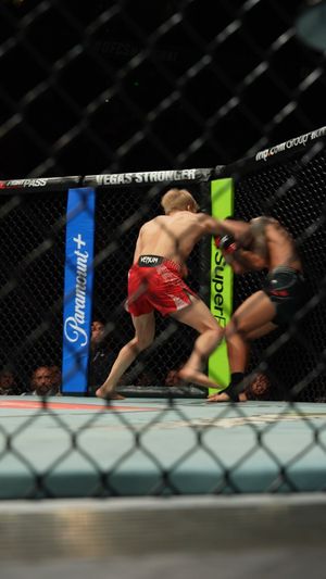 Video post by @ufc_brasil on Instagram
